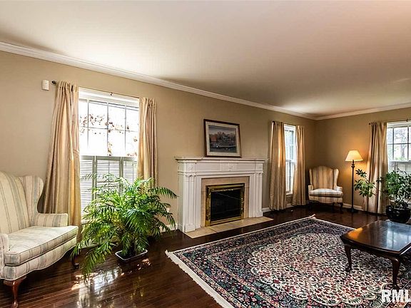 4th image of 416 W Crestwood Dr