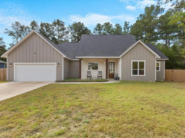 133 Lake Point Way, Bastrop, TX 78602
