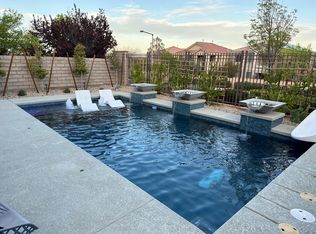 11825 Love Orchid Ln, Las Vegas, NV 89138
