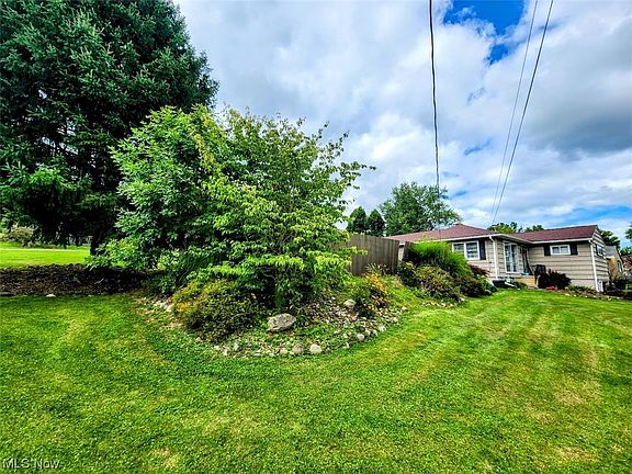 5th image of 232 Beechwood Blvd