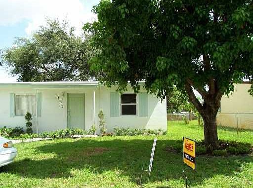 2nd image of 1313 NW 11th Pl