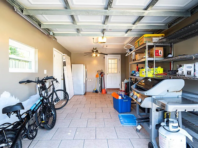 569 Bamboo Dr S — Photo 25