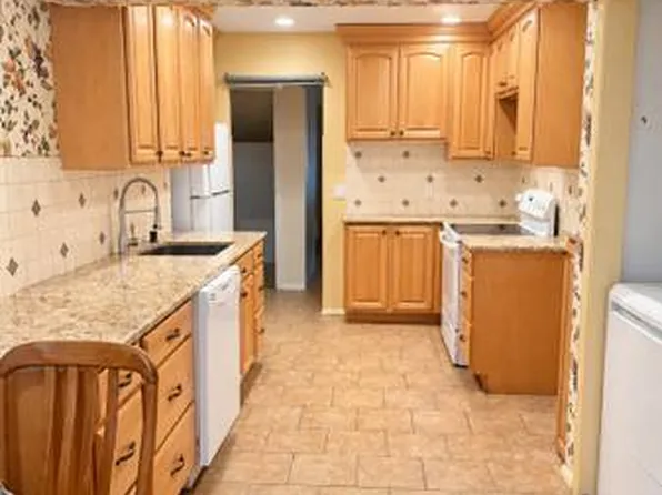(undisclosed Address), Bethpage, NY 11714