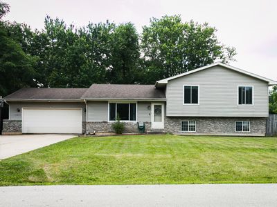 12087 W Blossom Ave, Beach Park, IL, 60087