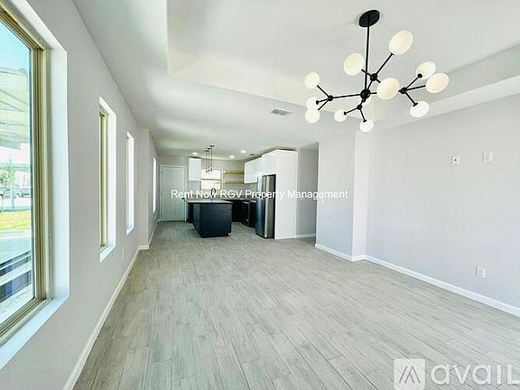 4th image of 3802 Las Vistas Ln #2