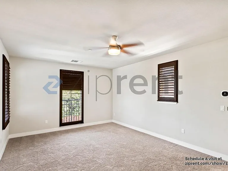 7 Rogers Ln — Photo 12