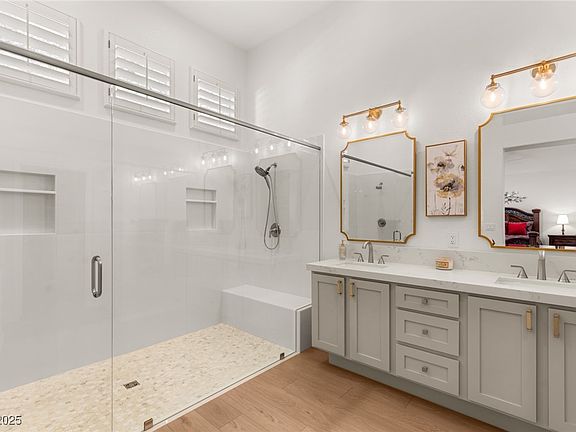 2nd image of 2032 Scarlet Rose Dr