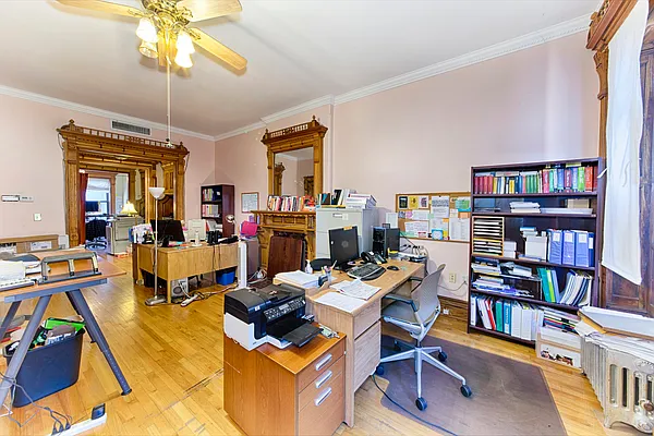 Sold by Isen & Company : Real Estate Advisors | media 4