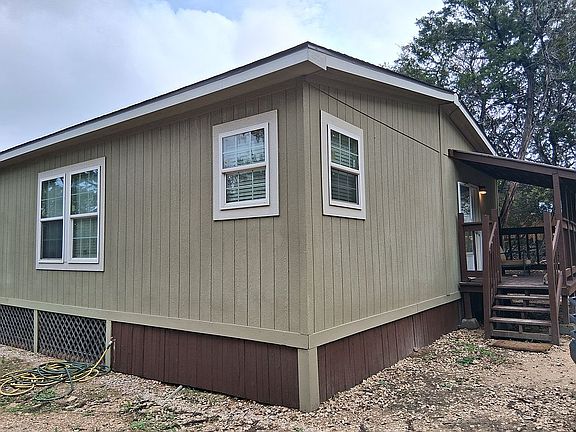 3rd image of 536 Wright Dr