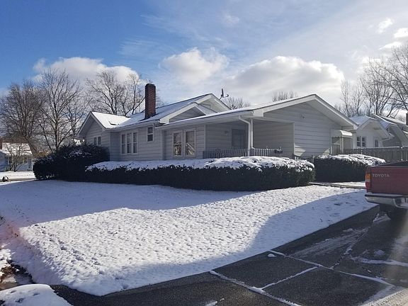 2nd image of 2148 7th St