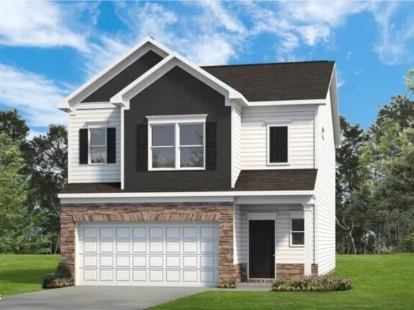 221 Courtside Dr, Dunn, NC 28334