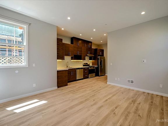 5th image of 4143 24th St