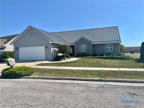 2nd image of 1306 Wedgewood Dr