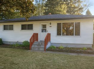 1101 Birch Ln, Cleveland, OH 44109
