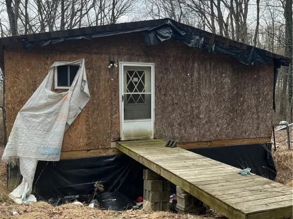 3827 State Route 981, Mount Pleasant, PA 15666