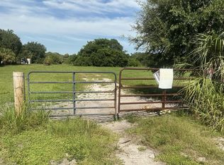 3055 Hammond Rd, Fort Pierce, FL 34946