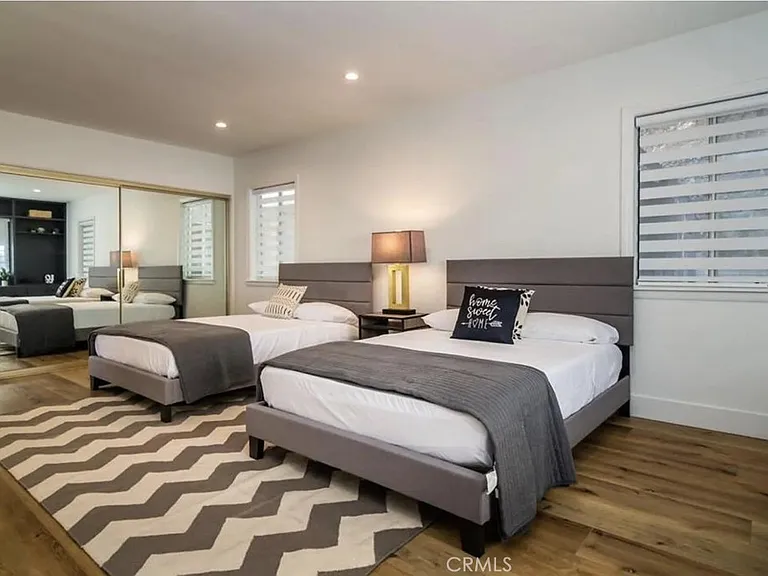 3656 Sunswept Dr — Photo 10