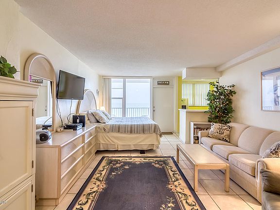 2nd image of 800 N Atlantic Ave #706