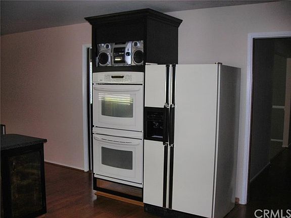 5th image of 42160 Ferguson Dr