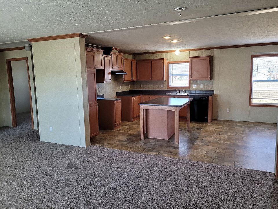 2nd image of 8930 146th Ave #Xe4d7w