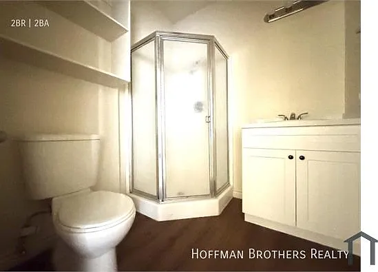 15556 Nordhoff St #201 — Photo 6
