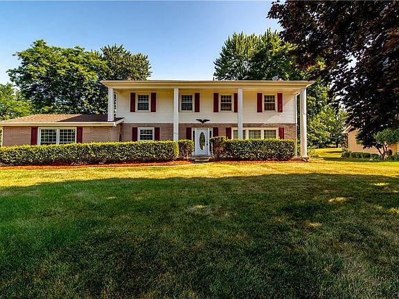 4th image of 1215 Arrowwood Ln