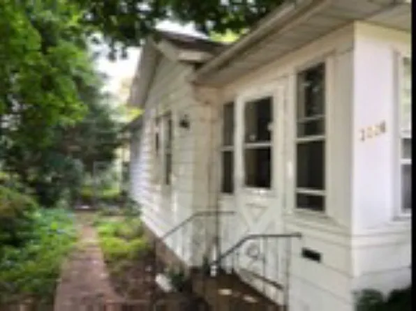 3026 Longley Ave, South Bend, IN 46628