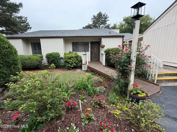 32 Martin Dr #A, Carthage, NC 28327