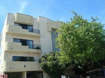 1st image of 1741 Colby Ave APT 202
