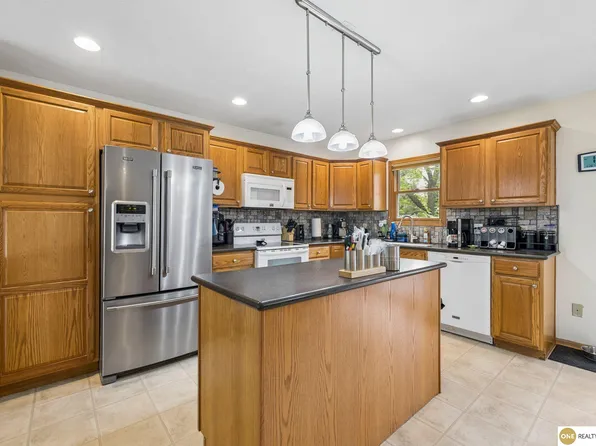 3600 S 83rd St, Lincoln, NE 68506