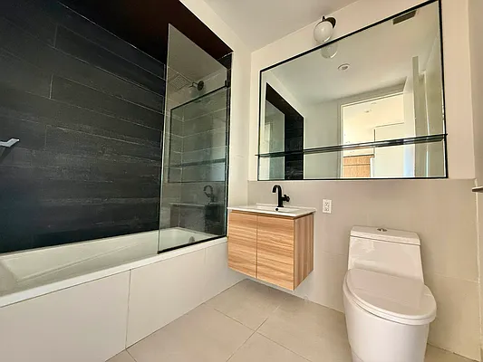 Rented by ERNY LLC | media 18