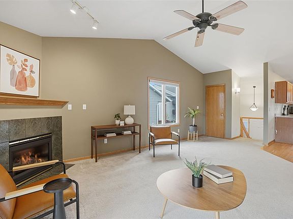 5th image of 50 Shannon Dr