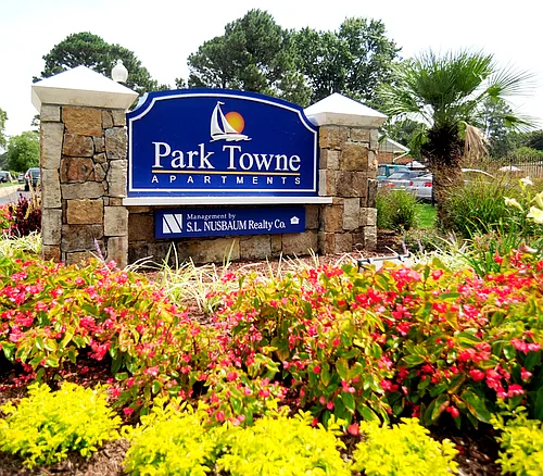 Park Towne Apartments Photo 1