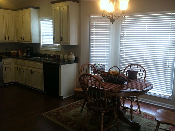 Eat in kitchen.