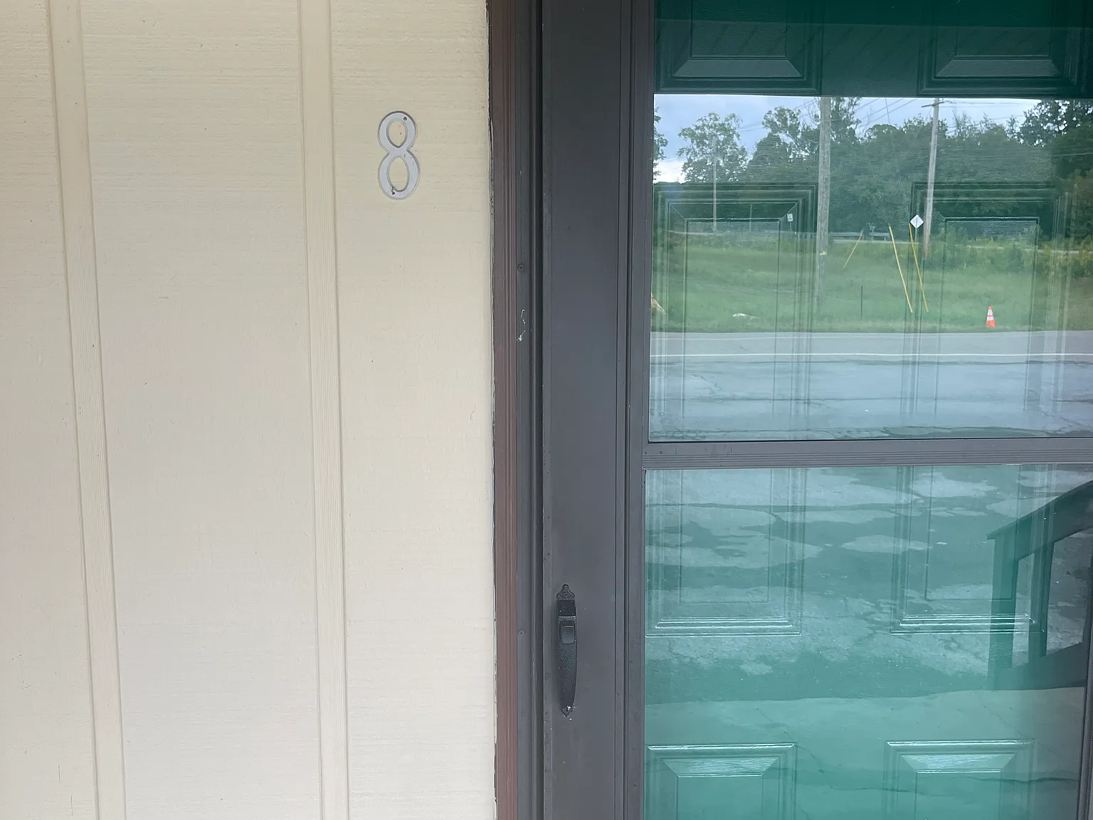 2 bed, $1,050 — Photo 2
