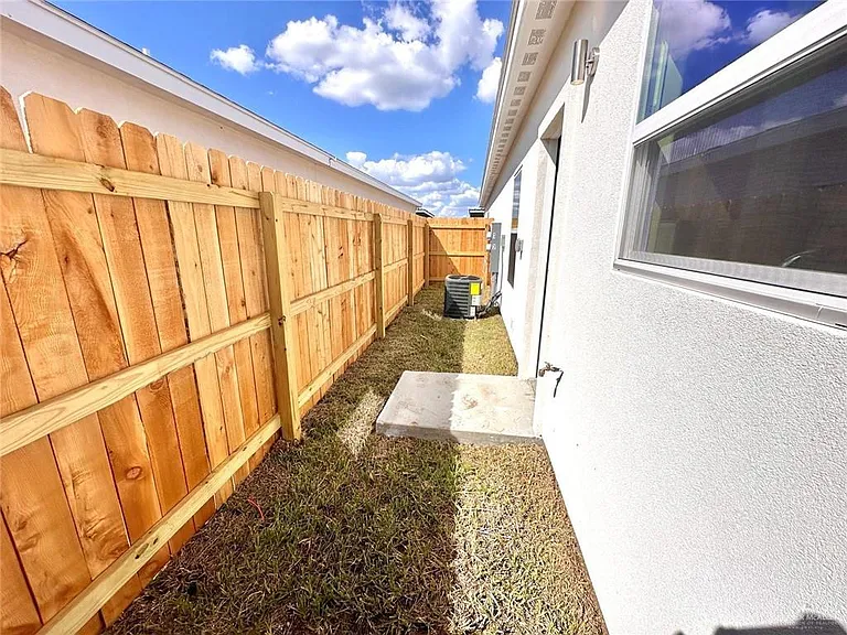 3908 Walnut Ave #1 — Photo 2