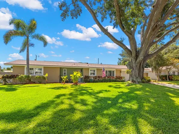 1357 Eastfield Dr, Clearwater, FL 33764