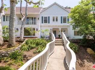 2628 Mandeville Canyon Rd, Los Angeles, CA 90049