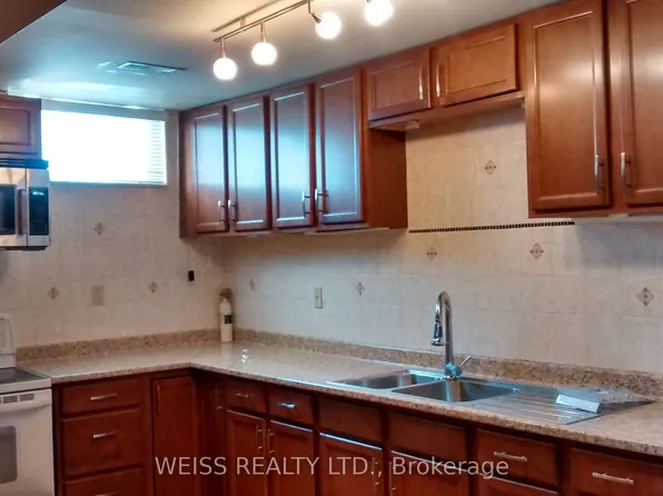 4063 Ellesmere Rd #Basement, Toronto, ON M1C 1J3