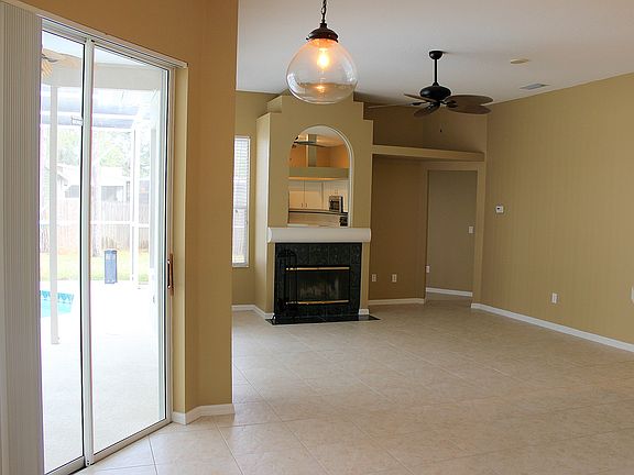 3rd image of 5832 Wedgefield Dr