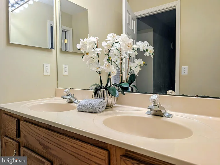 21 Miller Cir — Photo 13