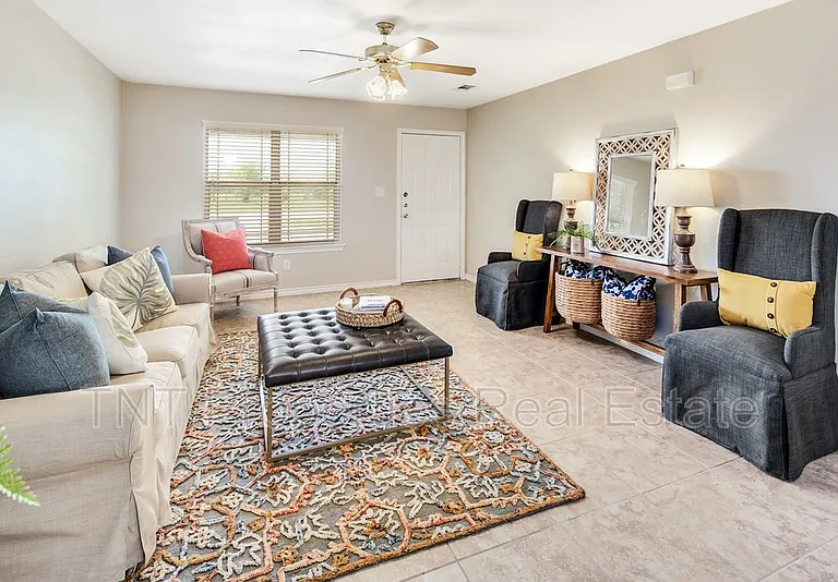 9803 Riskys Ranch Dr — Photo 9