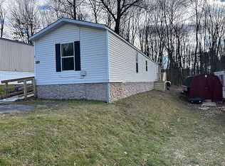 112 Court Ln, Altoona, PA 16601