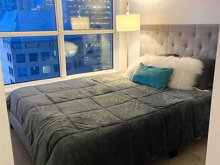 30 Nelson St E #1510 — Photo 5