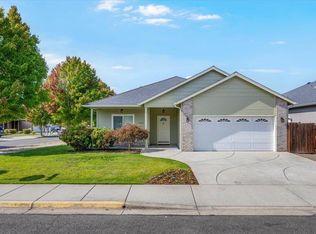 1633 SW Claudia Way, Grants Pass, OR 97527