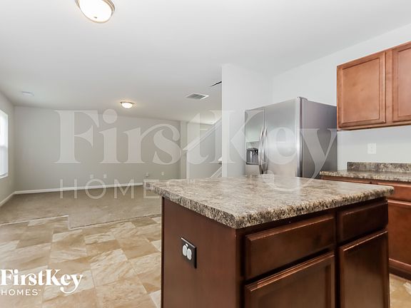 5th image of 170 Betty Ann Ln