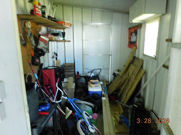 4th image of 82 Pickering Dr