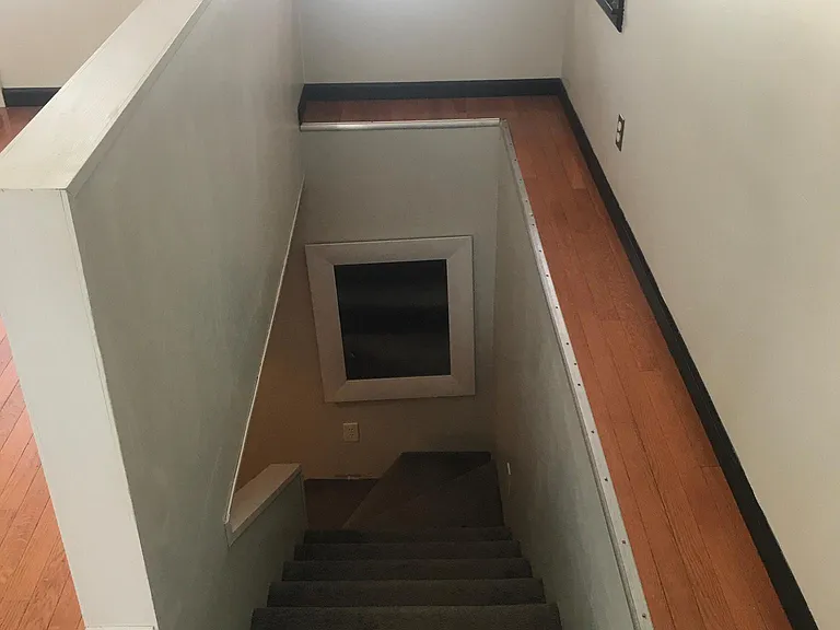 135 S Evergreen Ave — Photo 19