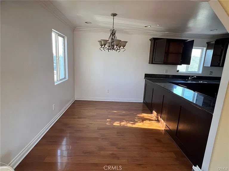 1577 E 51st St — Photo 5