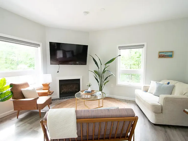 118 Watkins Shores Rd — Photo 6